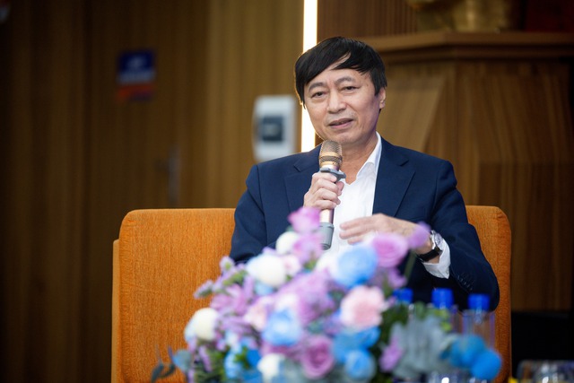 Kiến tạo hạnh phúc trong trường đại học đừng quên những người hùng thầm lặng - Ảnh 1.