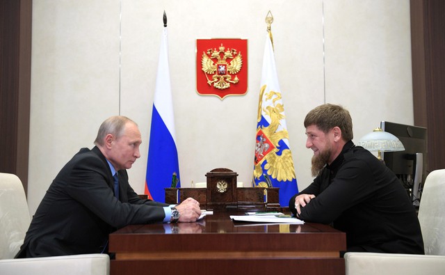 Rúng động Chechnya, Grozny thành mục tiêu – TT Putin "giáng đòn" vào các toan tính quanh ông Kadyrov - Ảnh 2.