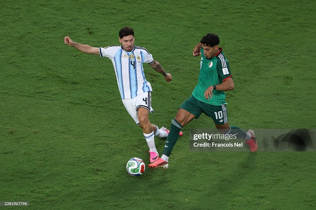 Diễn biến Argentina 1-0 Algeria: Messi lập si&ecirc;u phẩm!! - Ảnh 1.