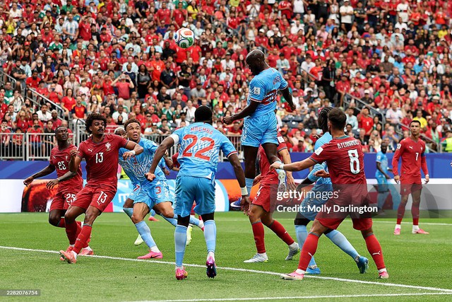 Diễn biến Bồ Đ&agrave;o Nha 1-1 Congo: Ronaldo bỏ lỡ cơ hội ăn b&agrave;n - Ảnh 4.