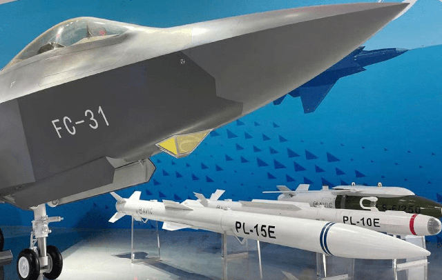 ET: Rafale và F-15 bị bắn hạ - Tên lửa Trung Quốc sản xuất lập chiến tích lịch sử trước tiêm kích phương Tây? - Ảnh 2.