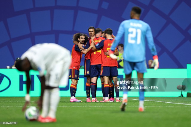 [DIỄN BIẾN] T&acirc;y Ban Nha 4-0 Saudi Arabia: Đại diện ch&acirc;u &Aacute; "tan hoang" trước cường địch ch&acirc;u &Acirc;u - Ảnh 6.