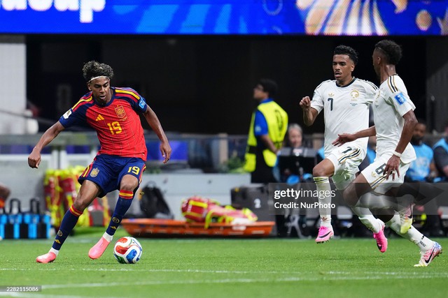 [DIỄN BIẾN] T&acirc;y Ban Nha 4-0 Saudi Arabia: Đại diện ch&acirc;u &Aacute; "tan hoang" trước cường địch ch&acirc;u &Acirc;u - Ảnh 2.