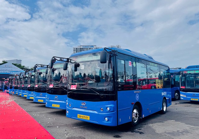 Tuyến xe buýt nằm trong đề xuất nhưng cuối cùng không được miễn phí vé: Nguyên nhân thật sự đằng sau - Ảnh 1.