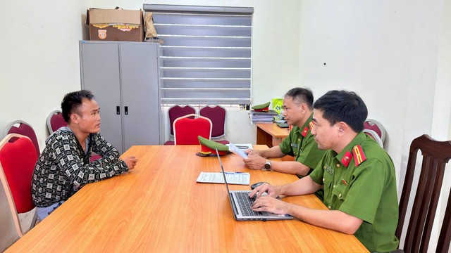 Công an điều tra về số tiền, vàng trị giá hơn 300 triệu đồng: Nam thanh niên SN 1997 là nghi phạm - Ảnh 1.