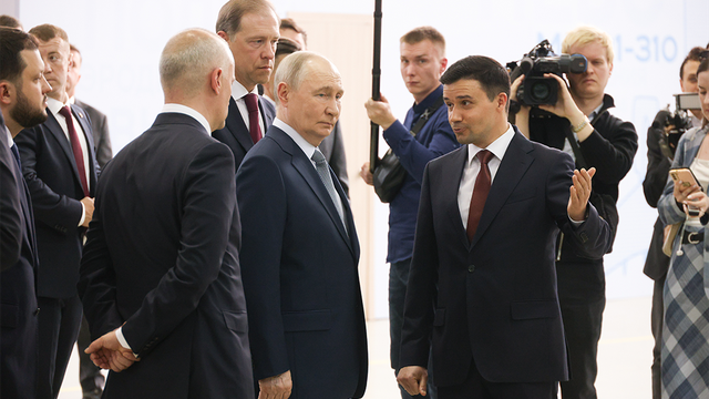 16 công nghệ chưa từng có của Nga "dồn hết" cho động cơ "Máy bay thế kỷ 21": Đích thân TT Putin thị sát - Ảnh 1.