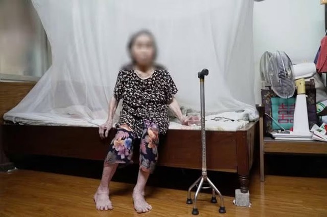 Vụ khi&ecirc;ng cụ b&agrave; 87 tuổi đến phường l&agrave;m thủ tục h&agrave;nh ch&iacute;nh: Cơ quan chức năng mong gia đ&igrave;nh th&ocirc;ng cảm - Ảnh 1.