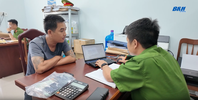 Thi hành lệnh khám xét khẩn cấp nơi ở, khởi tố Trần Chí Hưng SN 1990 - Ảnh 1.