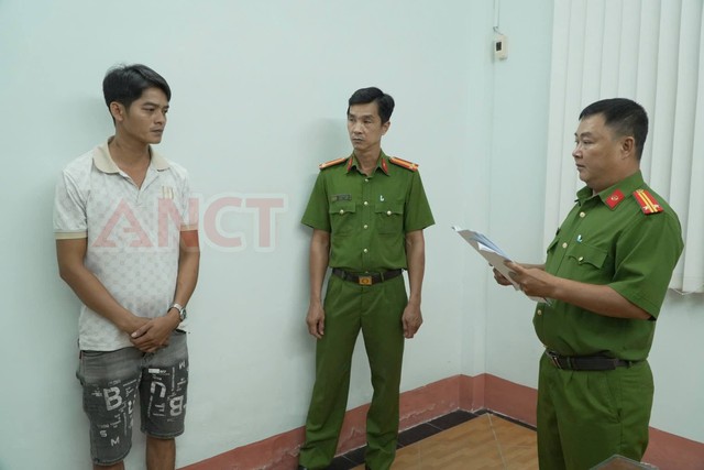Danh t&iacute;nh 7 người vừa bị bắt giam trong vụ khi&ecirc;ng quan t&agrave;i diễu phố, nhảy m&uacute;a mừng sinh nhật - Ảnh 5.