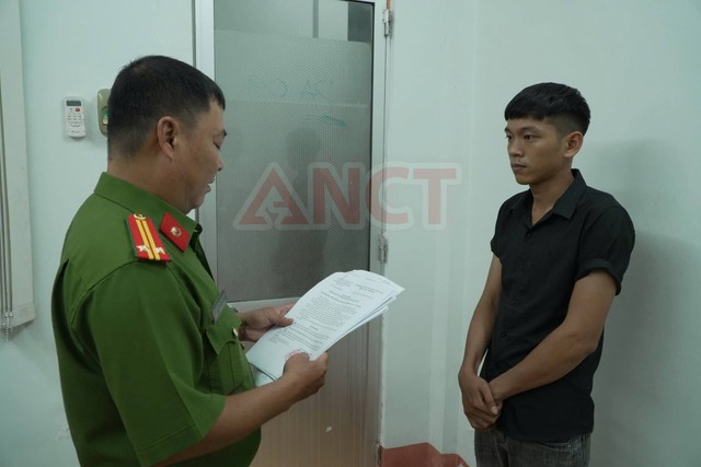 Danh t&iacute;nh 7 người vừa bị bắt giam trong vụ khi&ecirc;ng quan t&agrave;i diễu phố, nhảy m&uacute;a mừng sinh nhật - Ảnh 4.