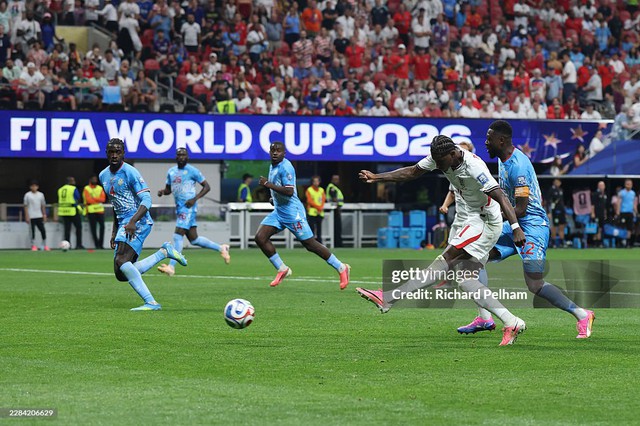 Diễn biến trận Anh 0-1 Congo: Tuyển Anh dồn l&ecirc;n tấn c&ocirc;ng, li&ecirc;n tục dứt điểm - Ảnh 1.