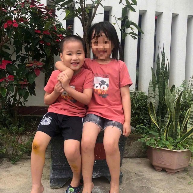 Bé trai 6 tuổi bỗng dưng mất tích khi đến nhà bà ngoại chơi ở Hà Tĩnh: Thông tin từ chính quyền xã - Ảnh 1.