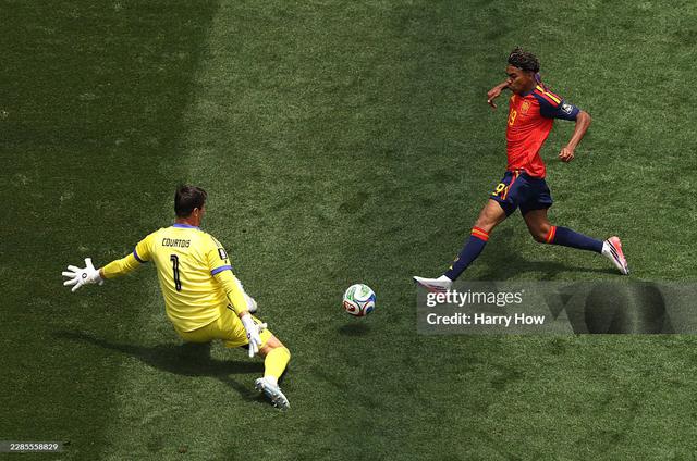Diễn biến trận T&acirc;y Ban Nha 2-1 Bỉ: Ng&ocirc;i sao MU mắc sai lầm, T&acirc;y Ban Nha c&oacute; "b&agrave;n thắng v&agrave;ng" - Ảnh 6.