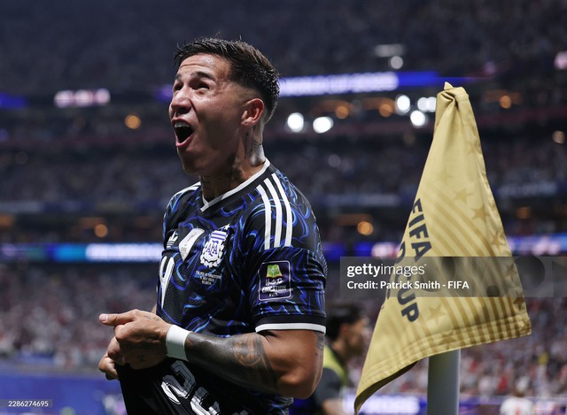 Messi tạo nên màn ngược dòng kinh điển, Argentina hạ Anh 2-1 để vào chung kết World Cup 2026 - Ảnh 3.