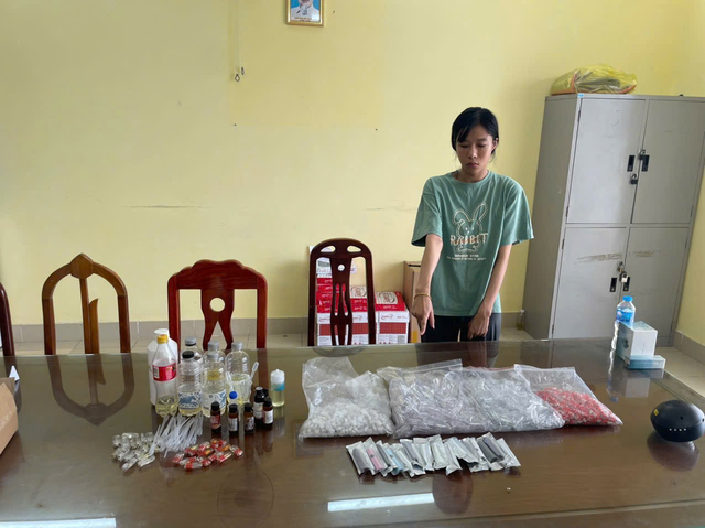 Ra lệnh bắt tạm giam Triệu Thị Thúy Nga SN 2007 cùng 3 người phụ nữ khác - Ảnh 1.