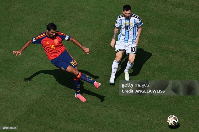 Diễn biến Tây Ban Nha 1-0 Argentina: Chân sút không ai ngờ ghi bàn cho Tây Ban Nha - Ảnh 12.