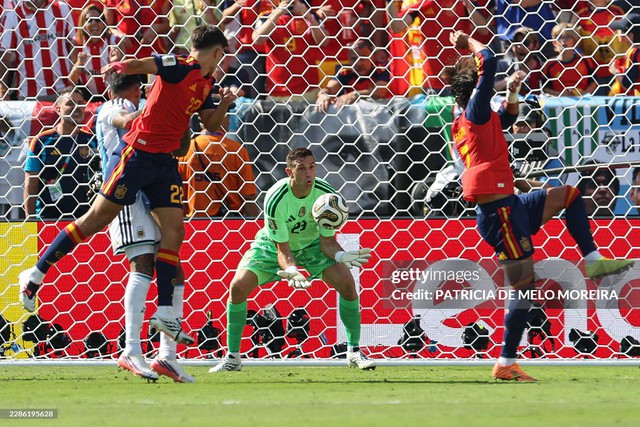 Diễn biến Tây Ban Nha 1-0 Argentina: Chân sút không ai ngờ ghi bàn cho Tây Ban Nha - Ảnh 7.