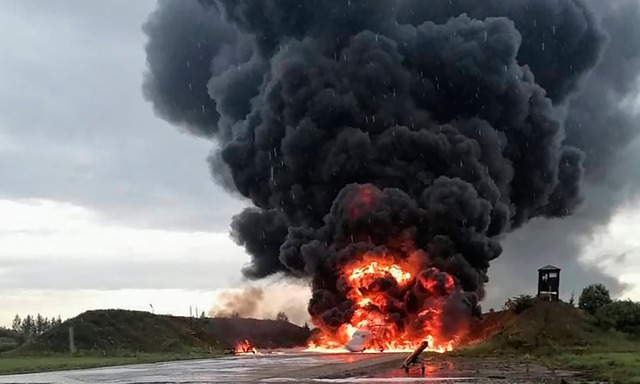 Ukraine ra đòn, Belarus nghi nã Iskander đáp trả - Ông Putin nhận văn kiện nóng sau động thái từ ông Lukashenko - Ảnh 1.