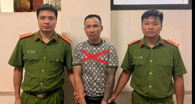 Bắt Chiến "sa cơ" khi đang lẩn trốn gần cầu vượt cao tốc Hà Nội - Hải Phòng - Ảnh 1.