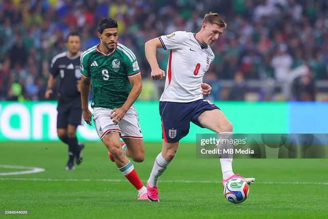 Diễn biến trận Mexico 1-3 Anh: Harry Kane lập công bằng quả penalty chính xác - Ảnh 7.