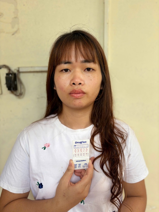 Thi hành lệnh bắt tạm giam nữ giáo viên mầm non Trần Thị Thu Hà SN 1994 - Ảnh 2.