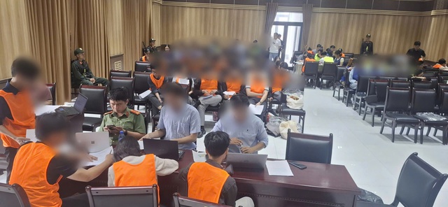 Công an đồng loạt triệu tập 86 người, bắt 'kẻ đầu sỏ' Nguyễn Văn Được SN 1993 liên quan hàng trăm tỷ đồng - Ảnh 5.