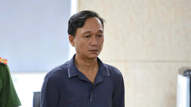 Thi hành lệnh bắt tạm giam Phó Giám đốc Trần Văn Phước SN 1981 - Ảnh 2.