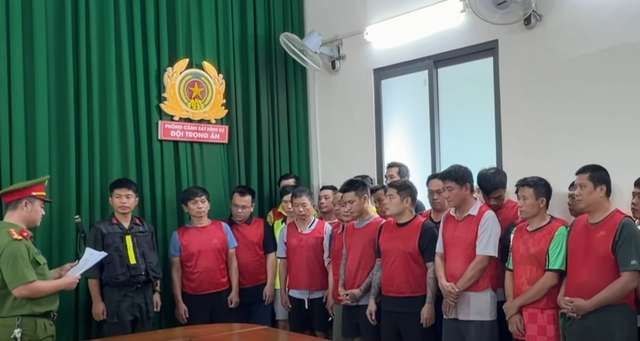Lệnh bắt tạm giam 35 người liên quan đến số tiền 500 tỷ đồng, trong đó có Master Huỳnh Minh Toàn - Ảnh 2.