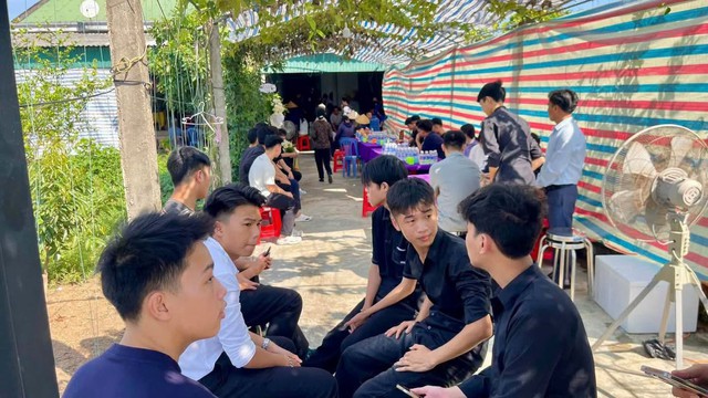 Vừa đỗ Bách Khoa Hà Nội, nam sinh đột ngột qua đời khi đi làm thêm kiếm tiền mua laptop - Ảnh 1.
