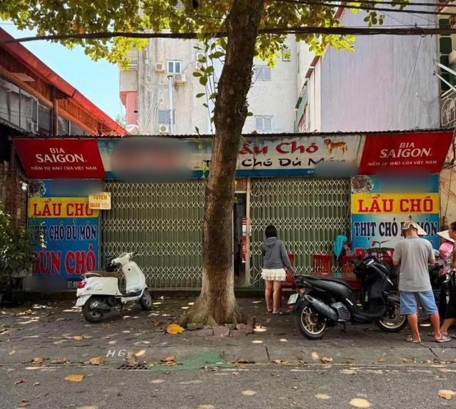Nam giáo viên vào ăn uống rồi nằm gục, chủ quán kiểm tra thì phát hiện đã tử vong: Danh tính nạn nhân - Ảnh 1.