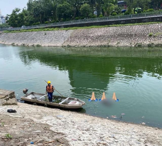 Đang uống cà phê ven sông, khách tá hỏa phát hiện thi thể nữ giới ở TP.HCM - Ảnh 2.