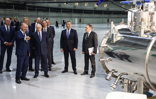 Tổng thống Putin đặt bút lên công trình gần 1 tỷ USD, đưa Nga vào "câu lạc bộ" chỉ 4 nước sở hữu - Ảnh 2.