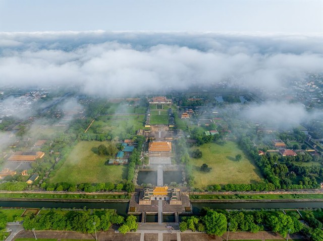 Sánh vai Bắc Kinh, Seoul, thành phố Việt Nam lọt đề cử 'Oscar du lịch': Thu 10.300 tỷ đồng trong 6 tháng - Ảnh 1.