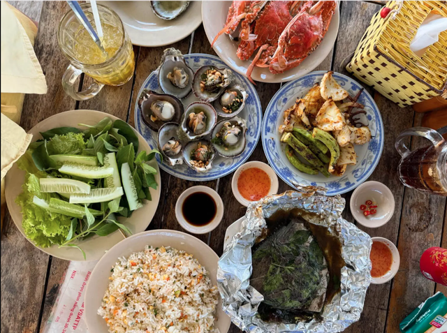 Vượt Phuket và Hawaii, một bãi biển Việt Nam bất ngờ lọt top 12 đẹp nhất thế giới - Ảnh 4.