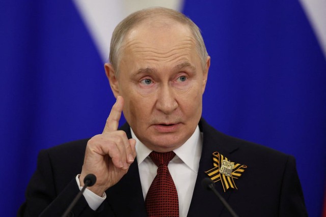 Nga nã KAB đánh sập sở chỉ huy Ukraine - Báo Trung Quốc cảnh báo về 300.000 quân NATO, ông Putin công bố tin quan trọng - Ảnh 3.