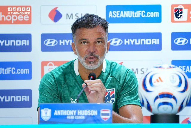 Họp báo trận Việt Nam vs Thái Lan: HLV Thái Lan tuyên bố muốn đánh bại Việt Nam để vô địch - Ảnh 3.