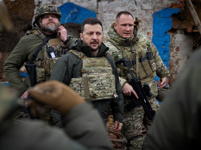 Xe tăng NATO bốc cháy, Kiev vỡ kế hoạch giữa lúc Giám đốc CIA tới Moscow: Kremlin công bố chi tiết đầu tiên của cuộc tiếp xúc - Ảnh 2.