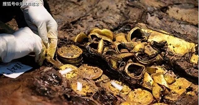 Phong tỏa khu vực, thu giữ 193 hiện vật vàng nặng gần 35kg do một nông dân đào được bên khe núi - Ảnh 2.