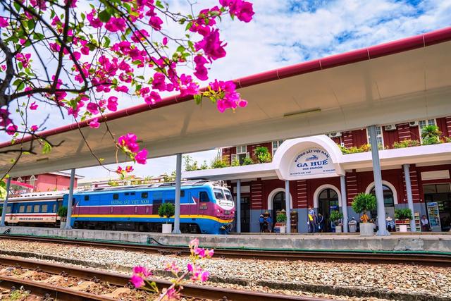 Chuyến tàu đi thẳng tới di sản thế giới ở Việt Nam: Chạy 190km qua 5 ga, giá vé dự kiến từ 360.000 đồng - Ảnh 2.