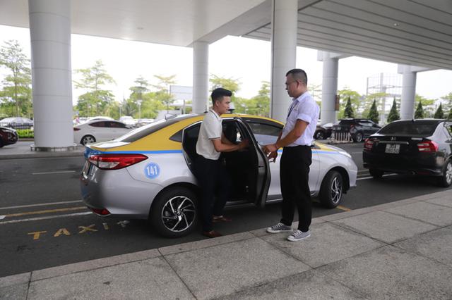 Nhiều ngày trước, kịp thời xử lý 1 đối tượng "cò mồi" tại sân bay Nội Bài - Ảnh 4.