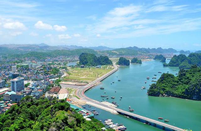 Tin vui cho người dân và du khách sắp đến nơi chuẩn bị lên thành phố trực thuộc Trung ương mới của Việt Nam - Ảnh 2.