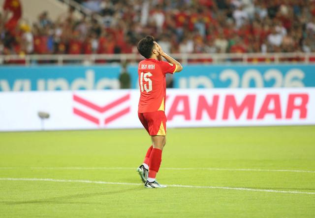 DIỄN BIẾN Việt Nam 3-1 Campuchia: Đình Bắc lập cú đúp đẳng cấp; Indonesia dễ bị loại sớm - Ảnh 3.