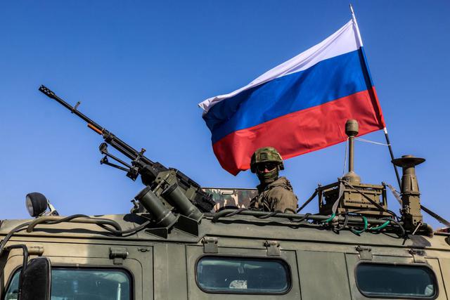Cờ Nga kéo lên ở Chernigovka, 5 lữ đoàn Kiev rút lui - Hàng trăm tên lửa không thể tới Ukraine sau tuyên bố từ ông Trump - Ảnh 1.