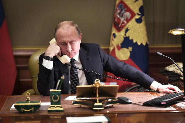 Nga tuyên bố kiểm soát Ivanovka, "pháo đài" sụp đổ - Elon Musk chặn Kiev, ông Putin liên tục gọi điện ra tiền tuyến - Ảnh 3.