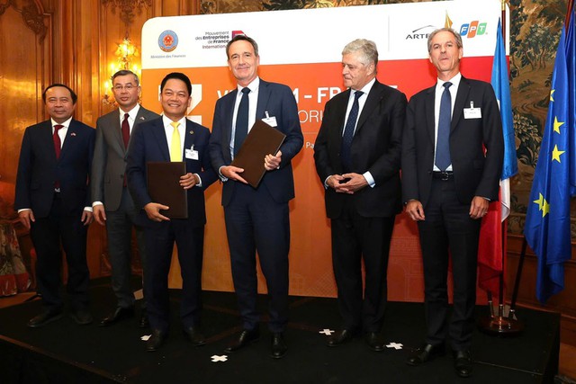 Sau thương vụ với Airbus, DN của ông Đỗ Quang Hiển bắt tay với "người khổng lồ" Pháp làm dự án tỷ USD - Ảnh 1.