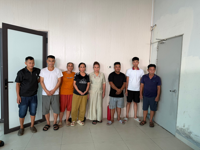 Tạm giữ Trịnh Thị Huệ 1969 cùng 7 người khác để điều tra về số tiền 62.150.000 đồng - Ảnh 1.