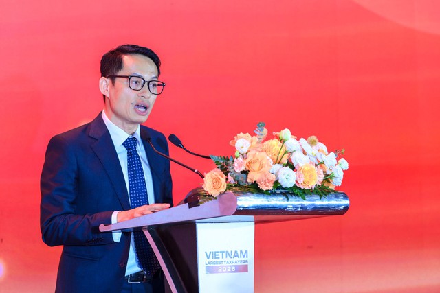 Việt Nam vừa chứng kiến kỷ lục gần 1 triệu tỷ đồng, Vingroup, Petrovietnam, H&ograve;a Ph&aacute;t... c&oacute; đ&oacute;ng g&oacute;p lớn - Ảnh 1.