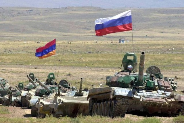 Armenia nhắm căn cứ quân sự Nga, Kremlin phản ứng - Yerevan thông báo chuẩn bị "Kịch bản ngày tận thế" - Ảnh 1.