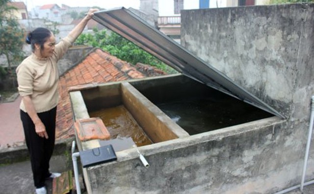 Lời khuyên cho các gia đình hứng nước mưa để uống và nấu ăn - Ảnh 2.