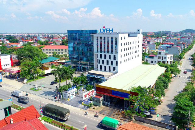 Vụ 20 người kéo đến bệnh viện ở Phú Thọ: Nguồn cơn từ việc cô gái 27 tuổi giả mang thai - Ảnh 1.